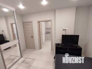 1-к квартира, посуточно, 38м2, 14/22 этаж