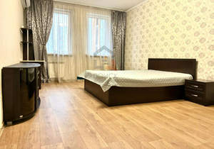 2-к квартира, на длительный срок, 83м2, 5/18 этаж