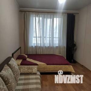 1-к квартира, посуточно, 39м2, 1/1 этаж