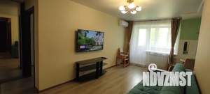 3-к квартира, посуточно, 56м2, 3/5 этаж