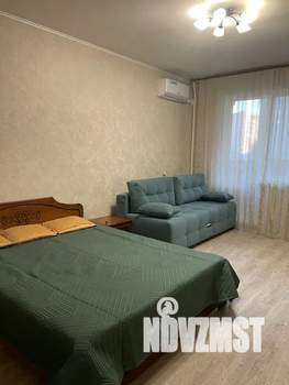 1-к квартира, посуточно, 40м2, 3/10 этаж