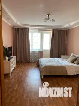 1-к квартира, посуточно, 40м2, 4/9 этаж