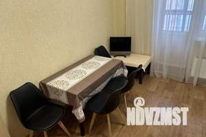 1-к квартира, посуточно, 52м2, 12/18 этаж
