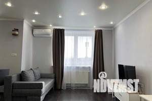 1-к квартира, посуточно, 54м2, 6/10 этаж