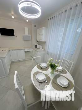 1-к квартира, посуточно, 45м2, 3/6 этаж