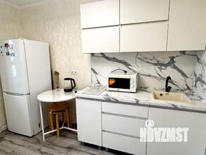 1-к квартира, посуточно, 40м2, 8/10 этаж