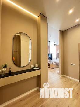 Студия квартира, посуточно, 50м2, 19/19 этаж