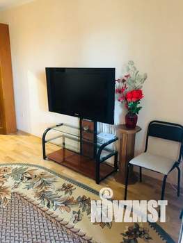 1-к квартира, посуточно, 50м2, 5/10 этаж