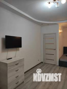 Студия квартира, посуточно, 45м2, 3/12 этаж