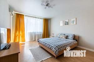 1-к квартира, посуточно, 42м2, 3/6 этаж