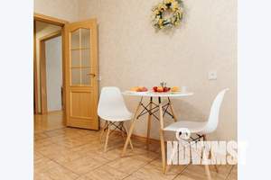 1-к квартира, посуточно, 44м2, 4/10 этаж