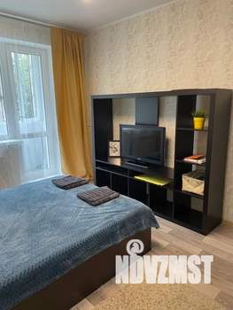 1-к квартира, посуточно, 35м2, 1/9 этаж