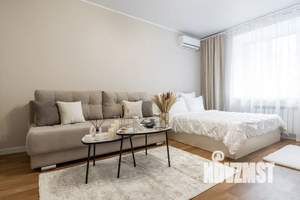 1-к квартира, посуточно, 45м2, 2/9 этаж