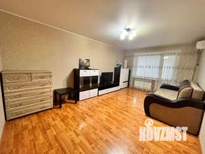 1-к квартира, посуточно, 40м2, 1/9 этаж