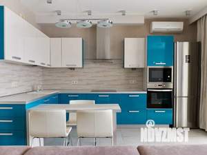 Студия квартира, посуточно, 47м2, 11/19 этаж