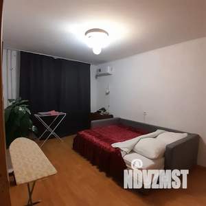 1-к квартира, посуточно, 33м2, 2/10 этаж