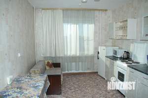 1-к квартира, посуточно, 48м2, 10/16 этаж