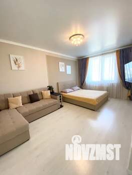 1-к квартира, посуточно, 42м2, 15/21 этаж