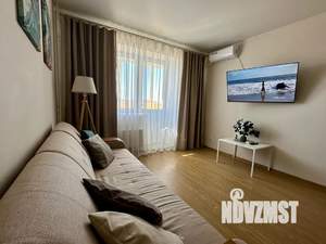 1-к квартира, посуточно, 40м2, 12/16 этаж