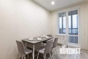 1-к квартира, посуточно, 38м2, 7/19 этаж