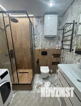 1-к квартира, посуточно, 38м2, 4/10 этаж