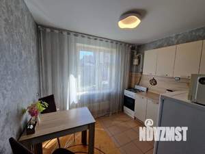 1-к квартира, посуточно, 35м2, 6/9 этаж