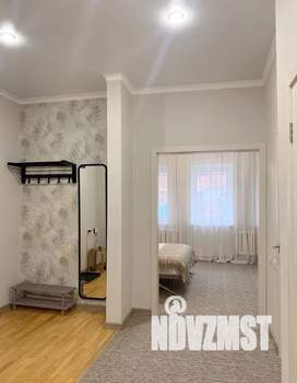 1-к квартира, посуточно, 50м2, 1/3 этаж