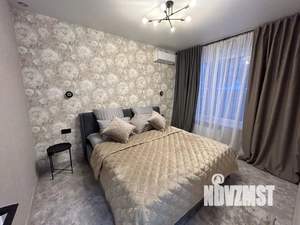 1-к квартира, посуточно, 39м2, 3/18 этаж