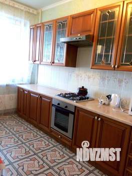 1-к квартира, посуточно, 72м2, 2/6 этаж