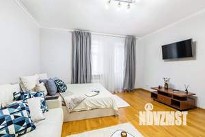 2-к квартира, посуточно, 60м2, 1/1 этаж