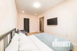 1-к квартира, посуточно, 43м2, 12/25 этаж
