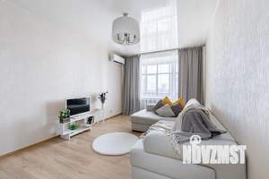 1-к квартира, посуточно, 42м2, 12/12 этаж