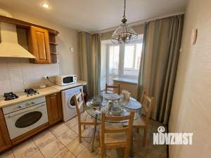 1-к квартира, посуточно, 42м2, 9/9 этаж