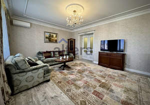 4-к квартира, на длительный срок, 170м2, 7/10 этаж