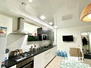 3-к квартира, на длительный срок, 75м2, 1/10 этаж