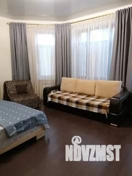 1-к квартира, посуточно, 54м2, 4/10 этаж