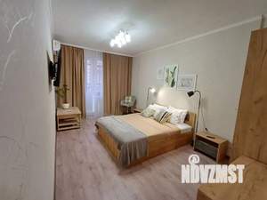 1-к квартира, посуточно, 42м2, 1/1 этаж