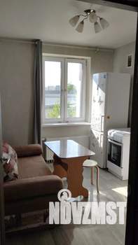 1-к квартира, посуточно, 40м2, 3/25 этаж
