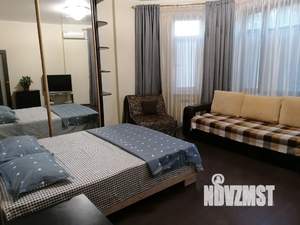 1-к квартира, посуточно, 54м2, 4/10 этаж