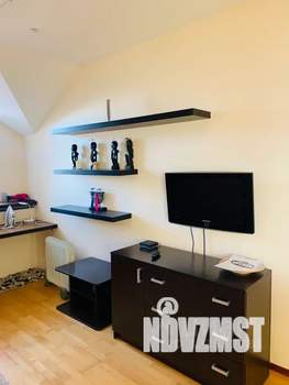 Студия квартира, посуточно, 40м2, 4/4 этаж