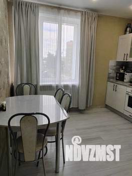 2-к квартира, посуточно, 60м2, 3/23 этаж