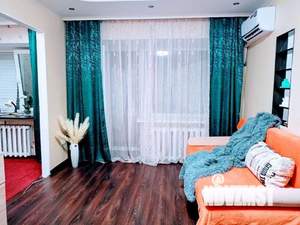 2-к квартира, посуточно, 46м2, 1/1 этаж