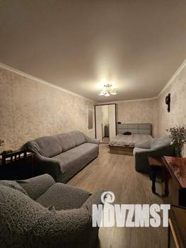 1-к квартира, посуточно, 34м2, 4/9 этаж