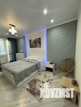 1-к квартира, посуточно, 40м2, 16/20 этаж