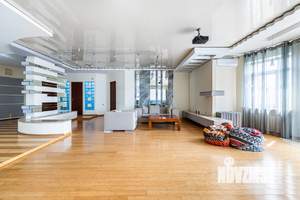 3-к квартира, на длительный срок, 200м2, 5/6 этаж