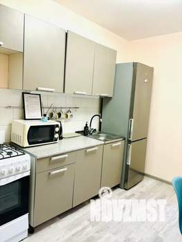 1-к квартира, посуточно, 42м2, 8/10 этаж