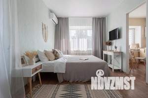 1-к квартира, посуточно, 40м2, 5/5 этаж