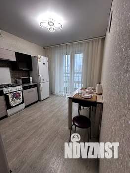 1-к квартира, посуточно, 35м2, 10/10 этаж