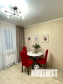 1-к квартира, посуточно, 36м2, 4/18 этаж