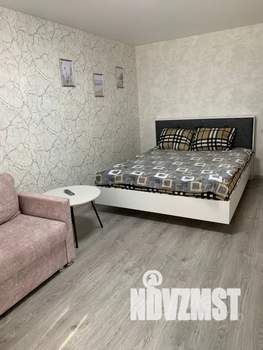 1-к квартира, посуточно, 35м2, 1/10 этаж